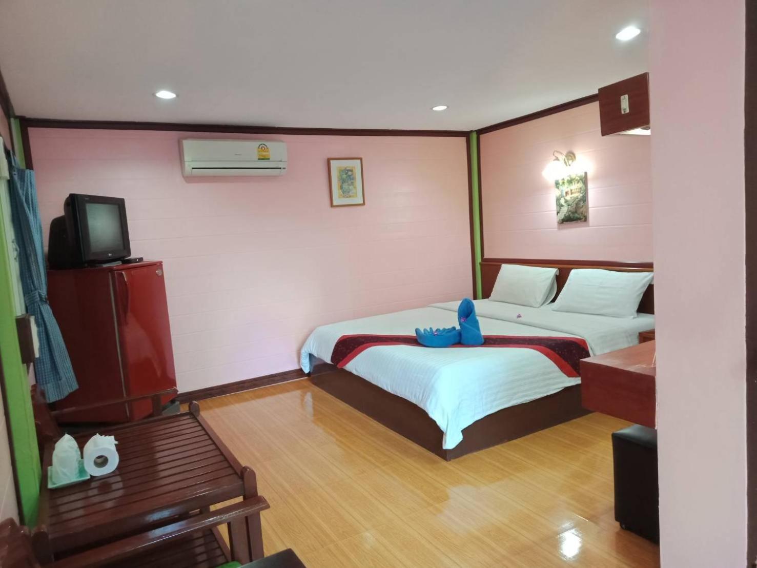 فندق Haad Somboon House سابان بانغ المظهر الخارجي الصورة