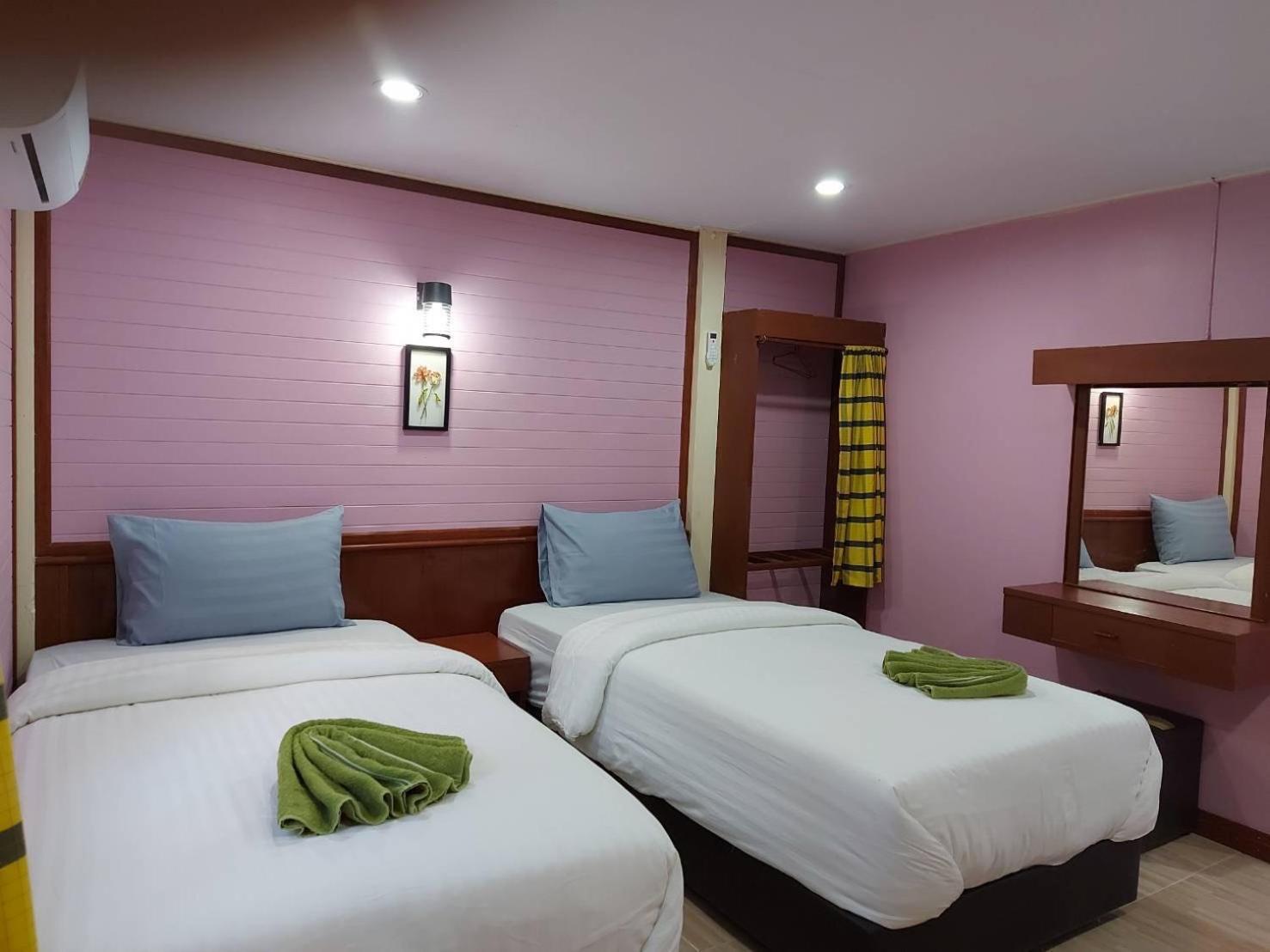 فندق Haad Somboon House سابان بانغ المظهر الخارجي الصورة
