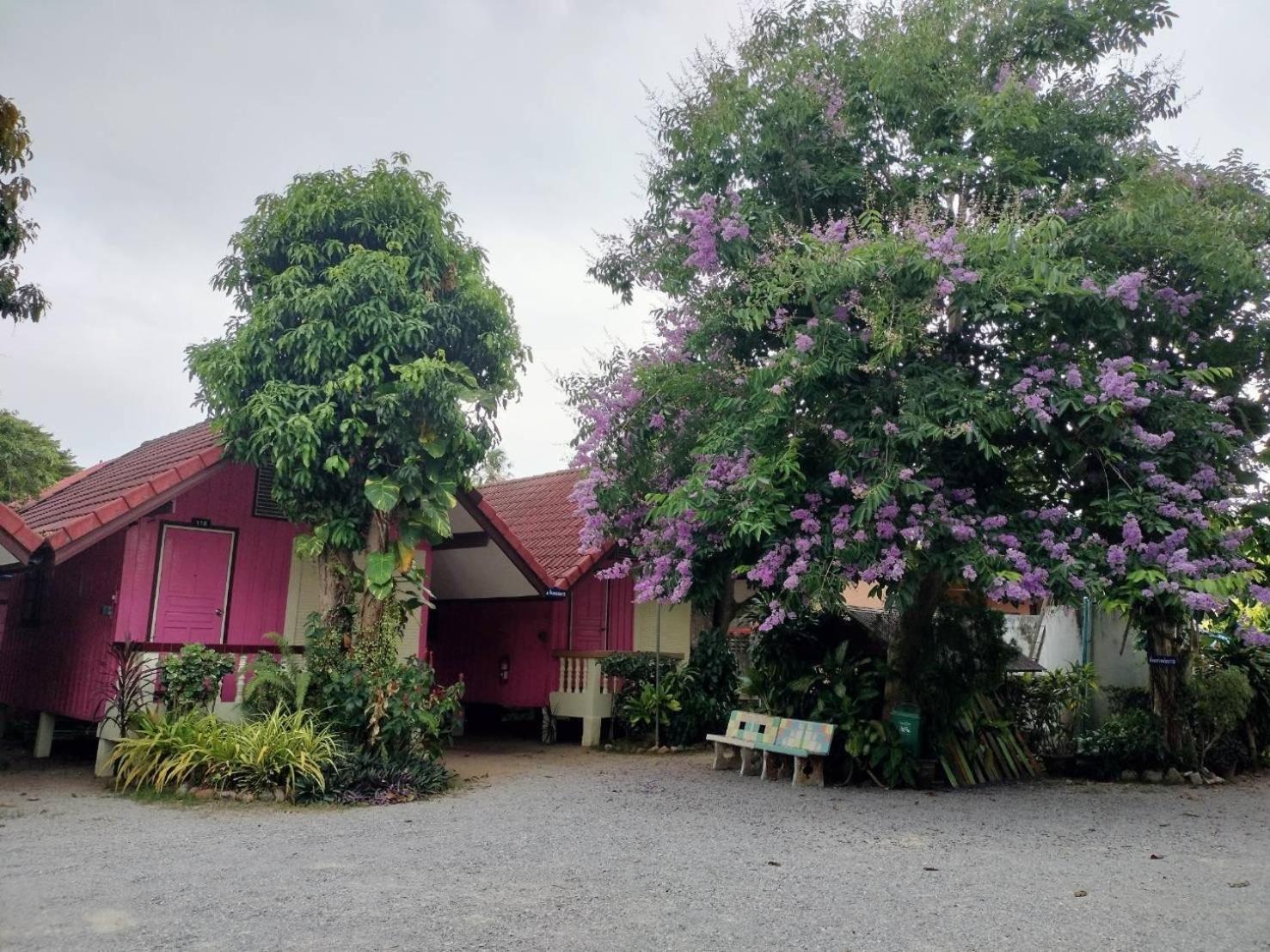 فندق Haad Somboon House سابان بانغ المظهر الخارجي الصورة