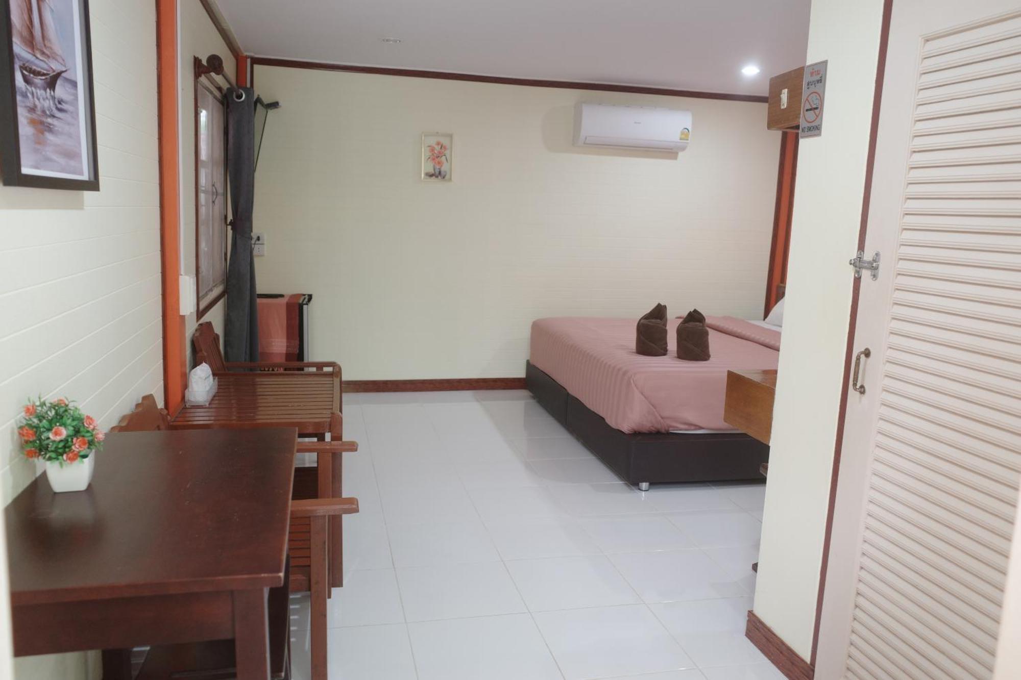 فندق Haad Somboon House سابان بانغ المظهر الخارجي الصورة