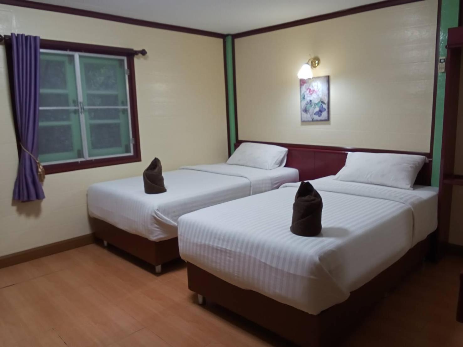 فندق Haad Somboon House سابان بانغ المظهر الخارجي الصورة