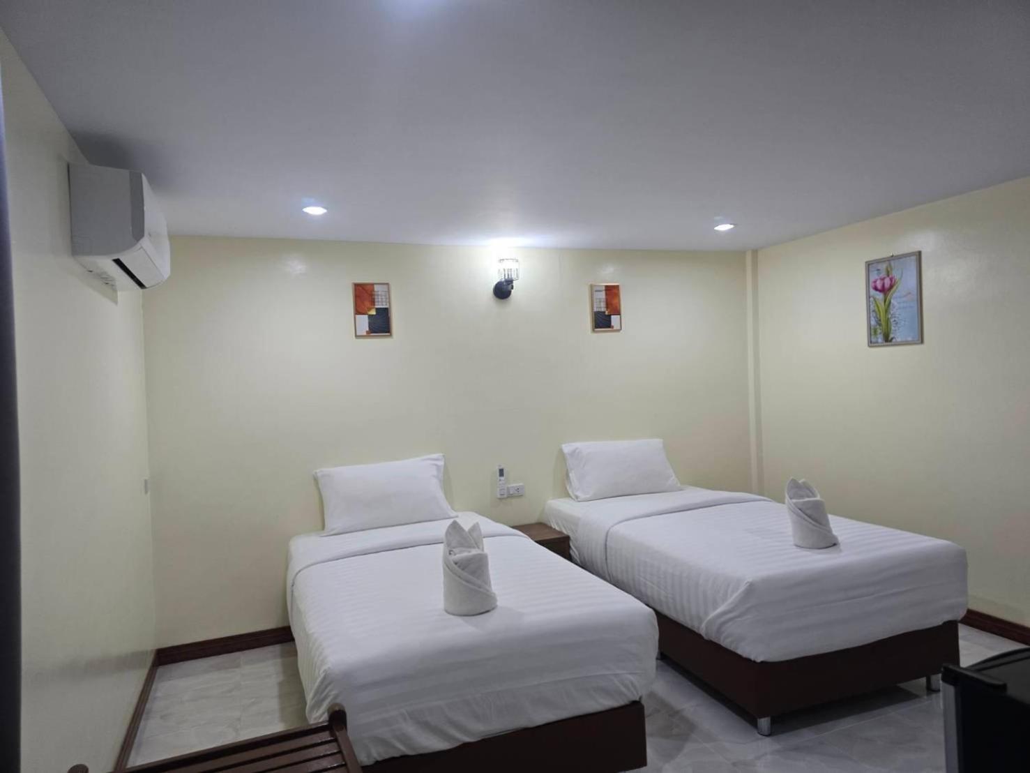 فندق Haad Somboon House سابان بانغ المظهر الخارجي الصورة